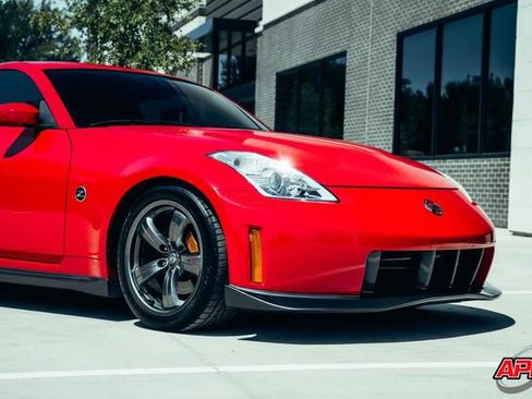 Used 2008 Nissan 350Z NISMO RWD image 58