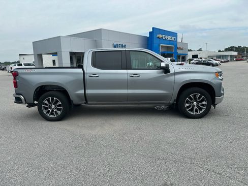 Certified 2023 Chevrolet Silverado 1500 LT AWD/4WD image 2