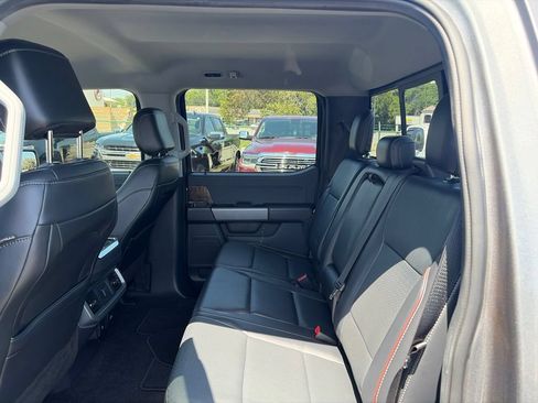 Used 2021 Ford F150 Lariat w/ Tow Technology Package AWD/4WD image 37