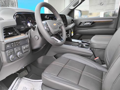 New 2026 Chevrolet Tahoe High Country w/ Sun And Tow Package AWD/4WD image 11
