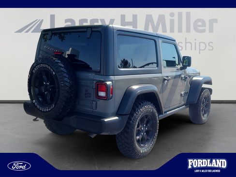 Used 2021 Jeep Wrangler Sport AWD/4WD image 5
