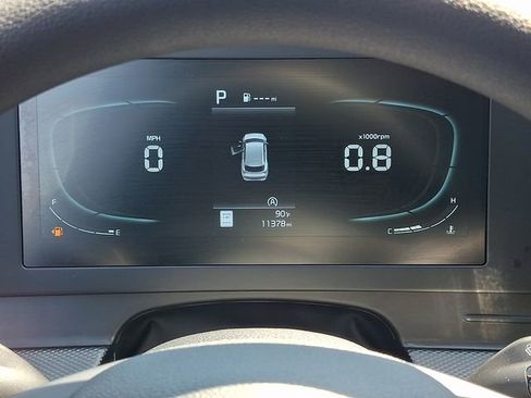 Used 2025 Kia Sportage LX image 14