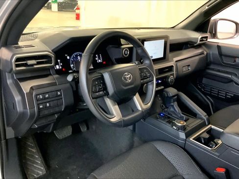 Used 2025 Toyota 4Runner SR5 image 17