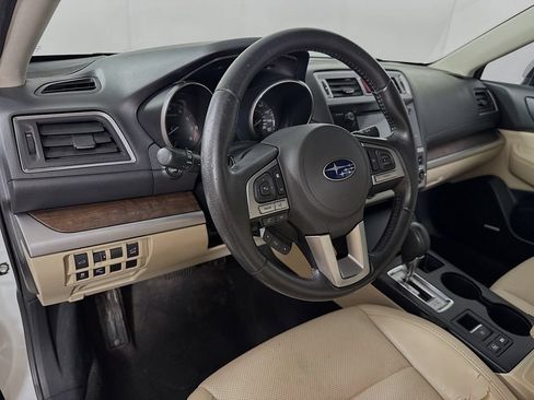 Used 2017 Subaru Outback 3.6R Limited AWD/4WD image 7