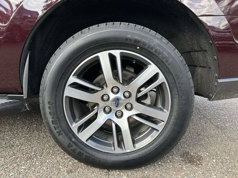 Used 2024 Ford Expedition Limited RWD image 34