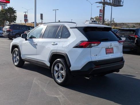Used 2025 Toyota RAV4 XLE FWD image 11