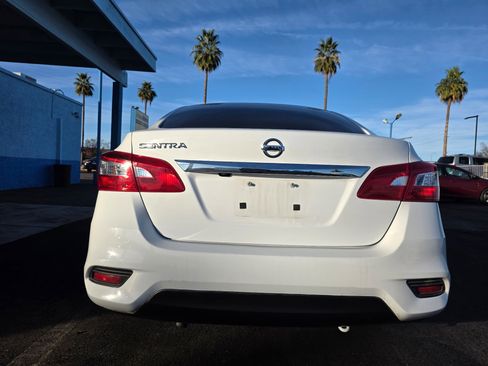 Used 2019 Nissan Sentra S image 4