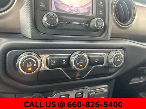 Used 2020 Jeep Wrangler Sport AWD/4WD image 16