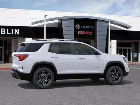 Used 2026 GMC Terrain AT4 w/ Convenience Package III AWD/4WD image 3
