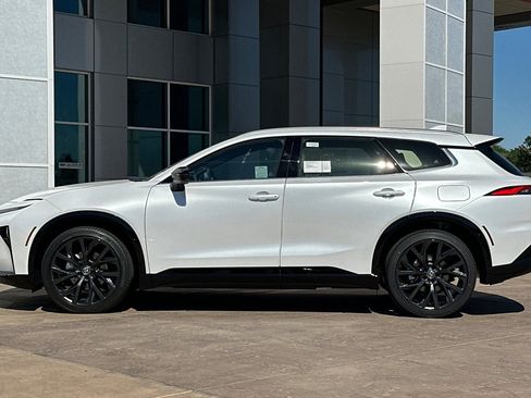 New 2026 Toyota Crown Signia Limited image 7