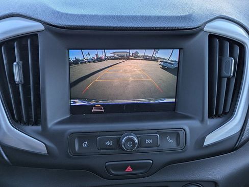 Used 2020 GMC Terrain SLE image 7