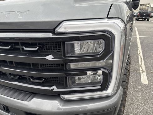 Used 2024 Ford F250 Lariat w/ Lariat Ultimate Package image 5