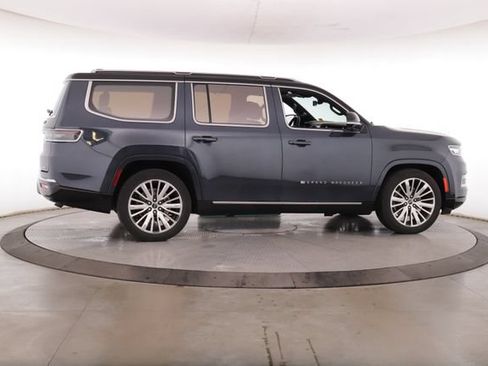Used 2024 Jeep Grand Wagoneer Series III w/ HD Trailer Tow Package AWD/4WD image 6