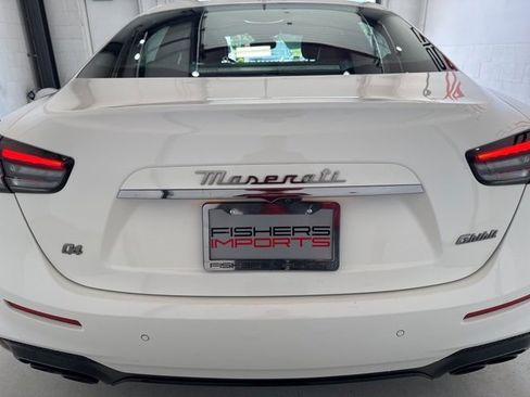 Used 2022 Maserati Ghibli Modena Q4 image 8