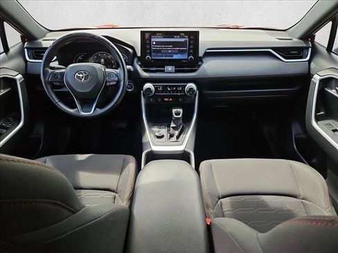 Used 2022 Toyota RAV4 SE AWD/4WD image 18