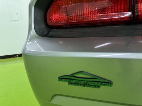 Used 2011 Dodge Challenger RWD image 12