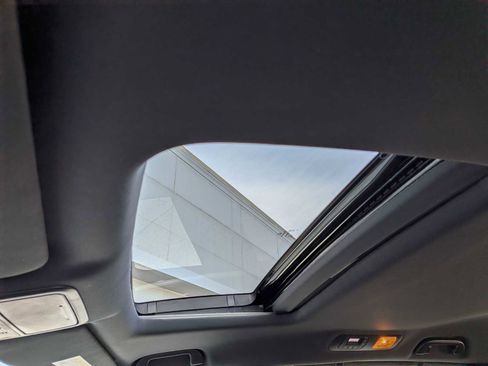 Certified 2024 Honda Odyssey Sport image 17