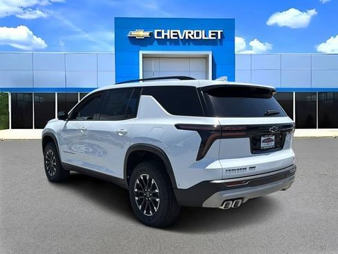New 2026 Chevrolet Traverse Z71 w/ Enhanced Driving Package AWD/4WD image 5