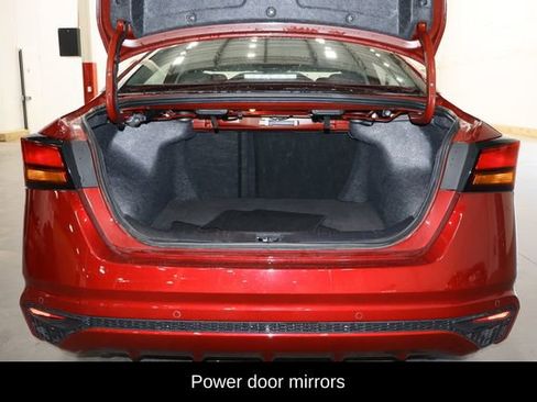 Used 2024 Nissan Altima 2.5 SV image 13