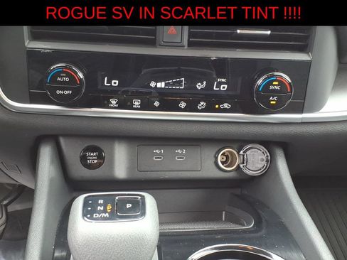 Used 2025 Nissan Rogue SV AWD/4WD image 19