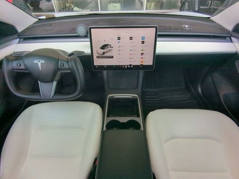 Used 2023 Tesla Model 3 Standard Range RWD image 16