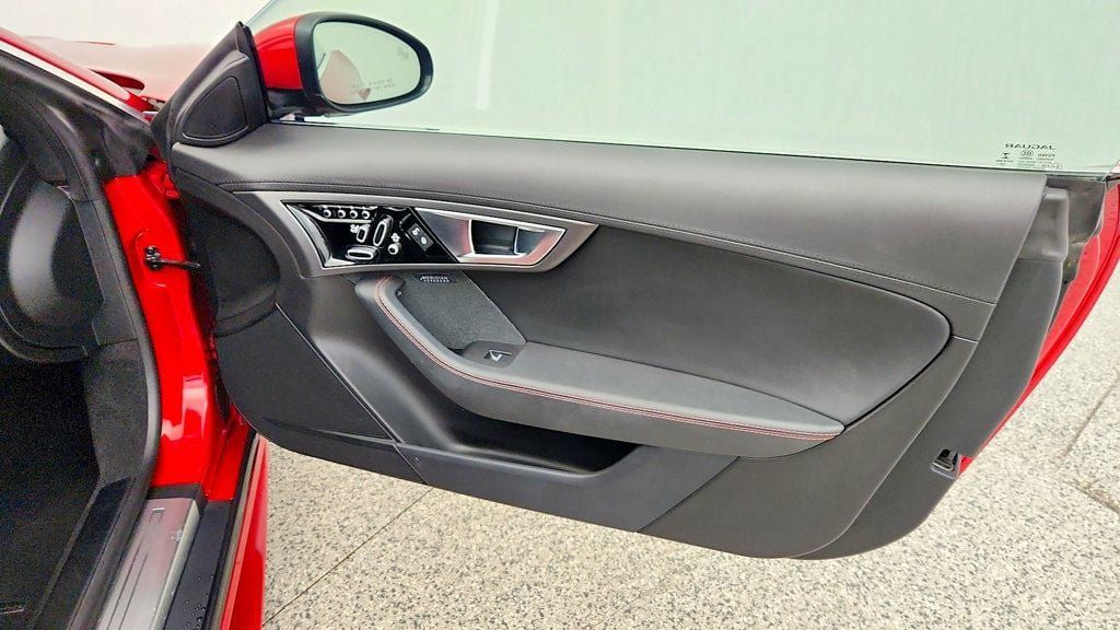 Used 2017 Jaguar F-TYPE S British Design Edition AWD/4WD image 22