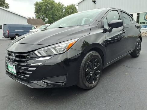 Used 2024 Nissan Versa S FWD image 9