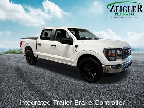 Used 2023 Ford F150 XLT w/ Trailer Tow Package image 9