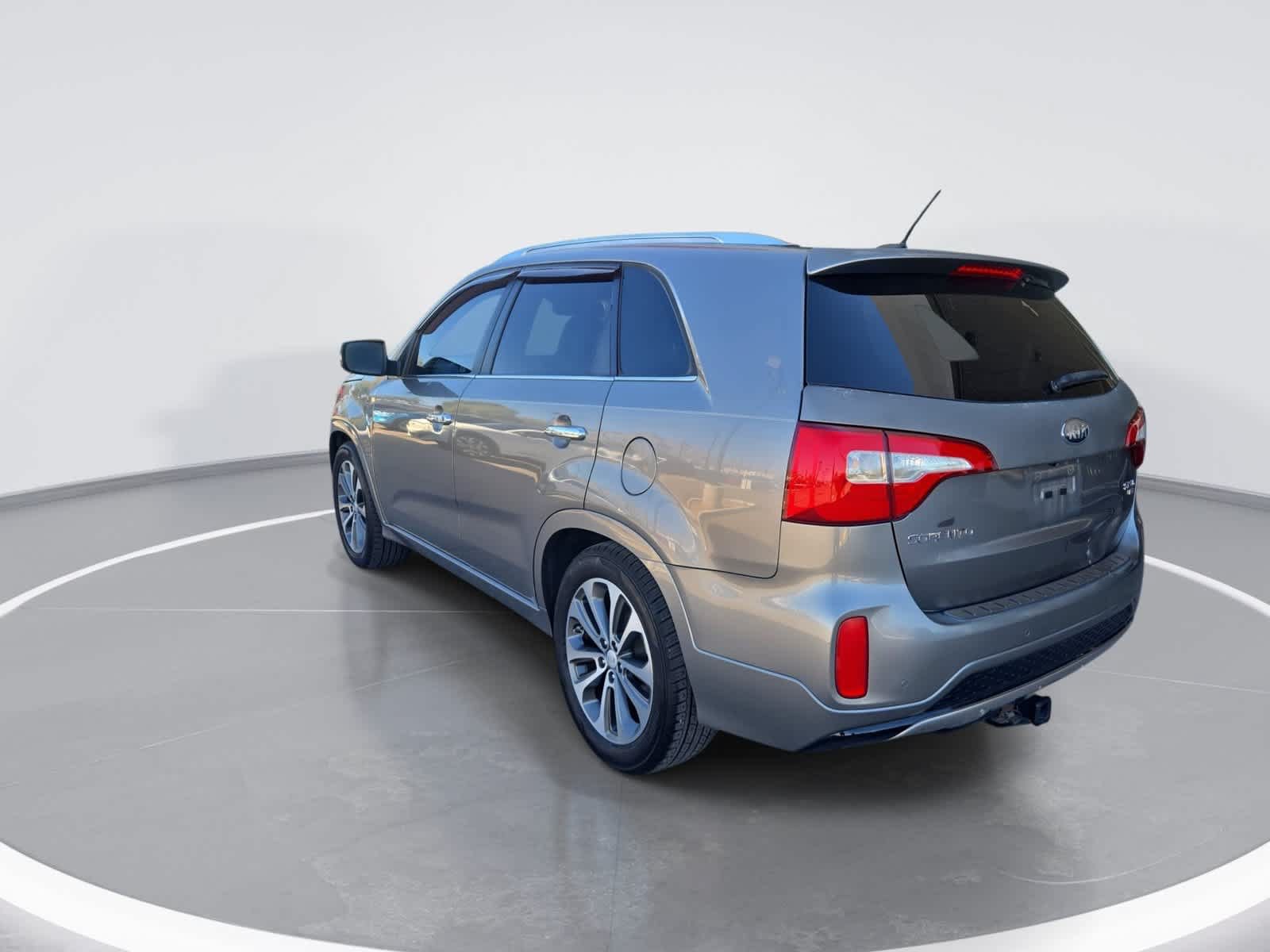 Used 2014 Kia Sorento SX w/ 3rd Row Package FWD image 6
