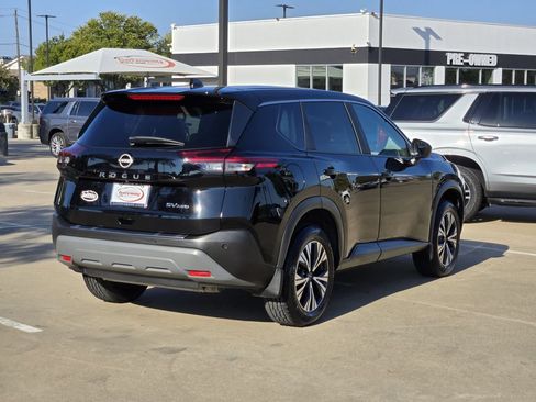 Used 2023 Nissan Rogue SV AWD/4WD image 5