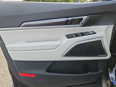 Used 2023 Kia Telluride S image 13