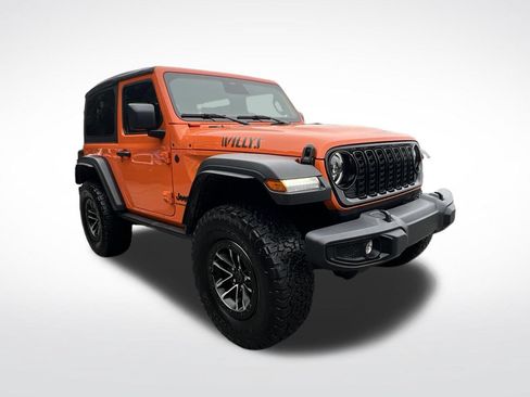 Used 2025 Jeep Wrangler Sport AWD/4WD image 7