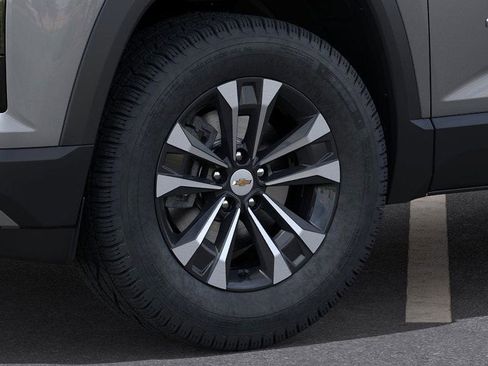 New 2026 Chevrolet Equinox LT image 9