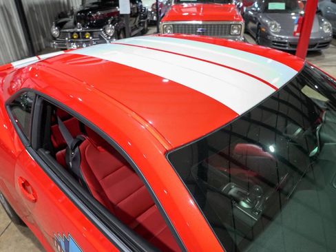 Used 2010 Chevrolet Camaro SS w/ Interior Accent Trim Package image 19