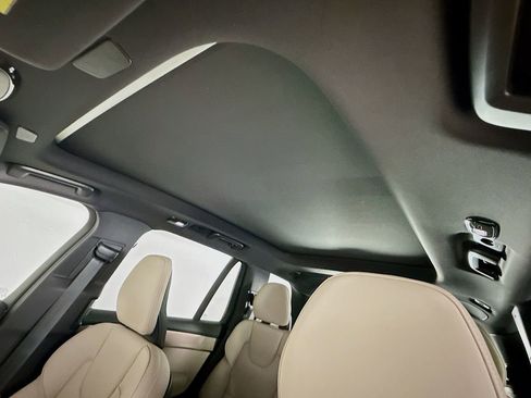 New 2026 Volvo XC90 B5 Plus w/ Protection Package AWD/4WD image 23