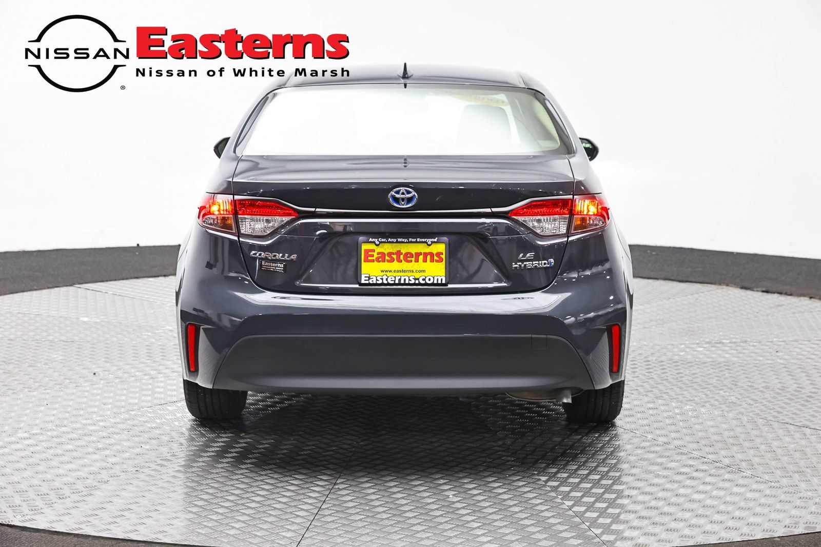 Used 2023 Toyota Corolla LE w/ Carpet Mat Package (TMS) FWD image 6