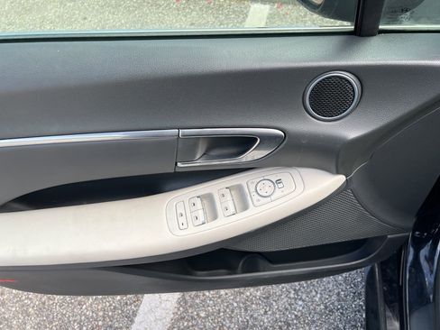 Used 2023 Hyundai Sonata SEL image 9