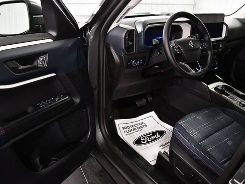 Used 2025 Ford Bronco Sport Heritage w/ Convenience Package image 15