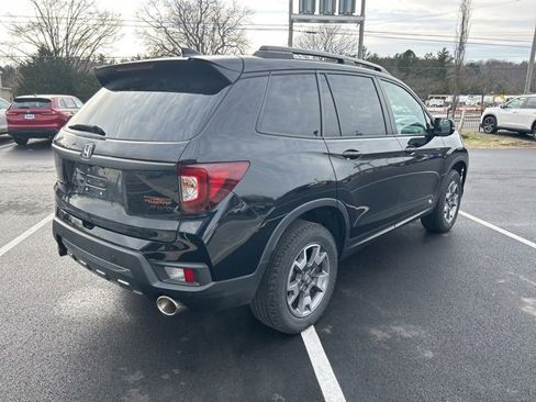 Certified 2023 Honda Passport TrailSport image 6