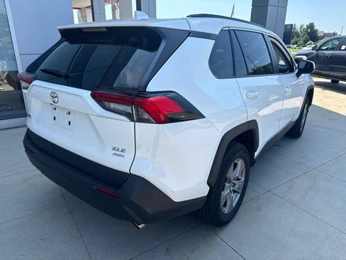 Used 2025 Toyota RAV4 XLE AWD/4WD image 7