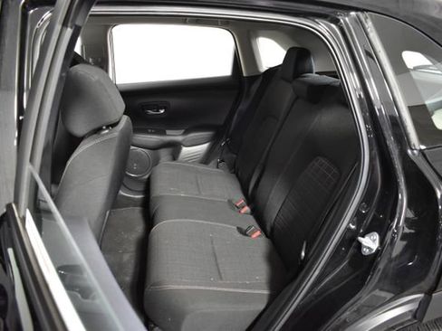 Used 2025 Honda HR-V LX image 24