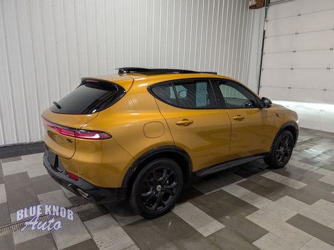 Used 2024 Dodge Hornet R/T Plus w/ R/T Blacktop Package image 4