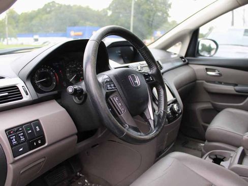 Used 2014 Honda Odyssey EX-L image 16