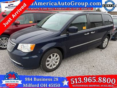 Used 2014 Chrysler Town & Country Touring w/ Driver Convenience Group