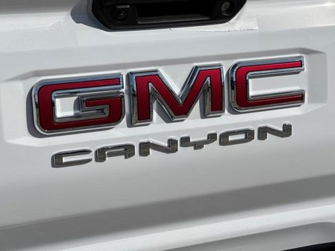 New 2026 GMC Canyon Elevation image 31