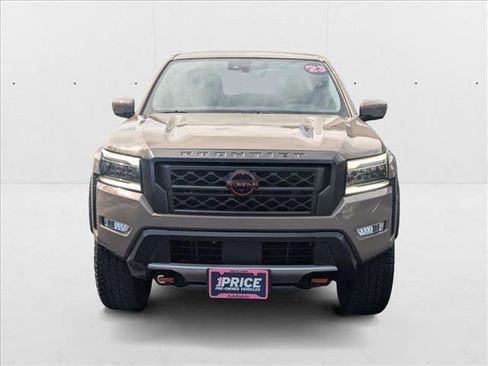Used 2023 Nissan Frontier PRO-4X w/ Pro Convenience Package image 2