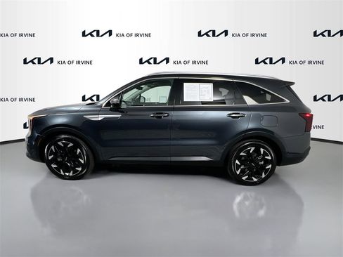 Certified 2024 Kia Sorento SX image 5