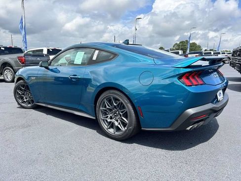 New 2026 Ford Mustang GT Premium w/ GT Performance Package RWD image 4