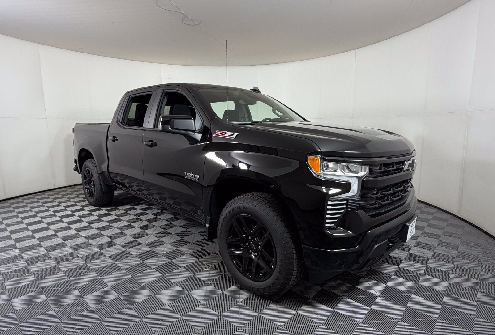 New 2026 Chevrolet Silverado 1500 RST AWD/4WD image 1