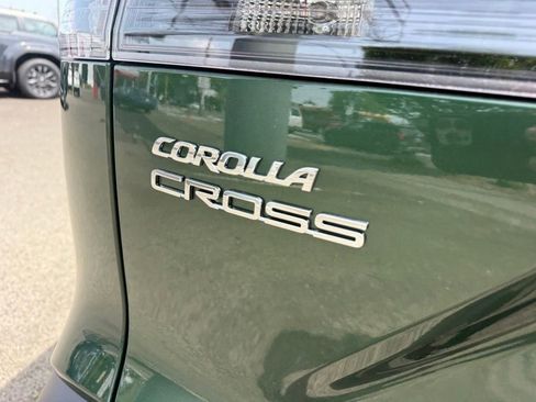 New 2026 Toyota Corolla Cross LE AWD/4WD image 7